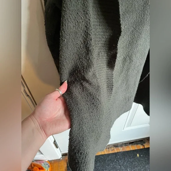 Grey Cardigan - Picture 2 of 7